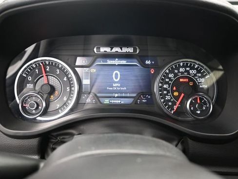 Used 2025 RAM 1500 Laramie image 17