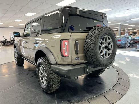 New 2025 Ford Bronco Badlands image 6