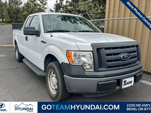 Used 2012 Ford F150 XL w/ Trailer Tow Pkg RWD image 1