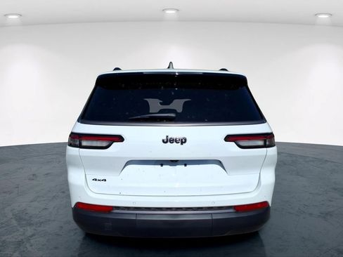 New 2026 Jeep Grand Cherokee L 4WD image 8