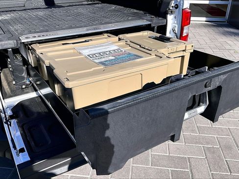 Used 2025 Ford Maverick XLT w/ Equipment Group 302A image 8