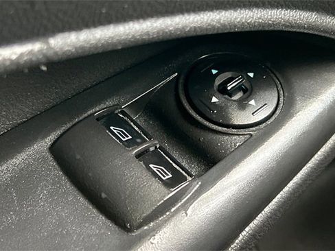 Used 2015 Ford Transit Connect XL image 12