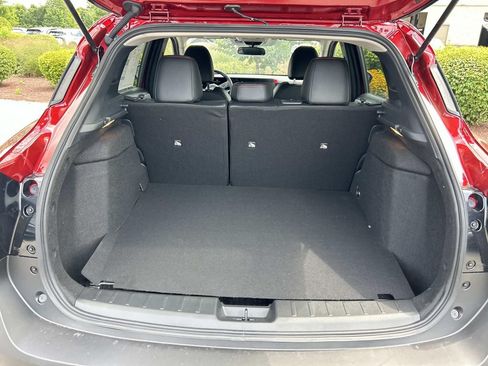 New 2026 Nissan Kicks SR AWD/4WD image 13