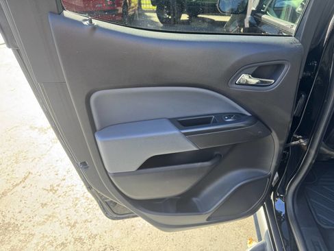 Used 2015 Chevrolet Colorado Z71 image 15