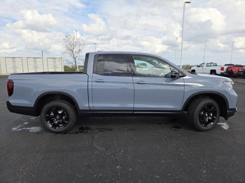 New 2026 Honda Ridgeline Black Edition image 18