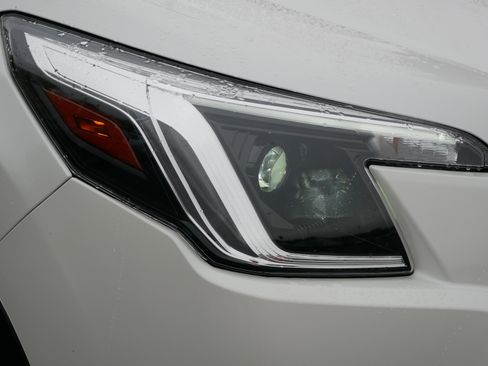 Certified 2023 Subaru Forester Premium image 15