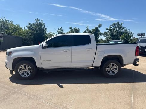 Used 2018 Chevrolet Colorado LT w/ LT Convenience Package RWD image 2