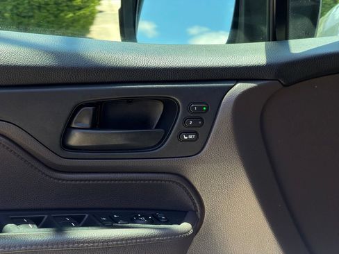 Used 2018 Honda Odyssey EX-L image 11