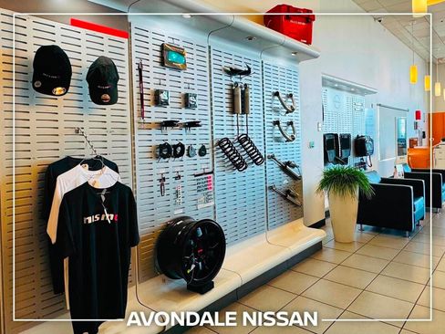 Certified 2019 Nissan Leaf SV w/ SV Technology Package image 32