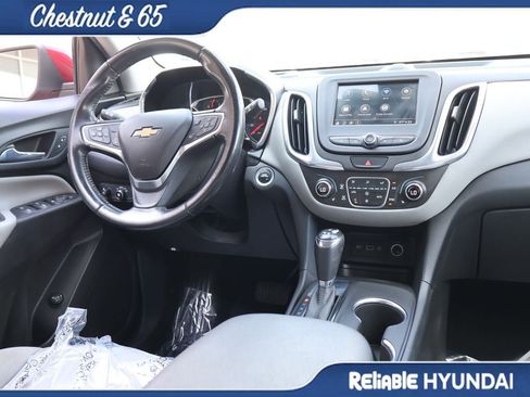 Used 2019 Chevrolet Equinox LT w/ Driver Convenience Package FWD image 14
