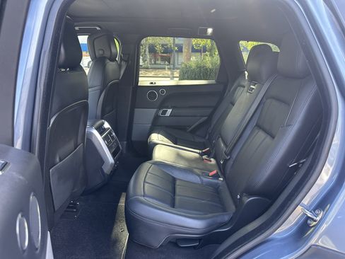 Used 2019 Land Rover Range Rover Sport SE AWD/4WD image 23