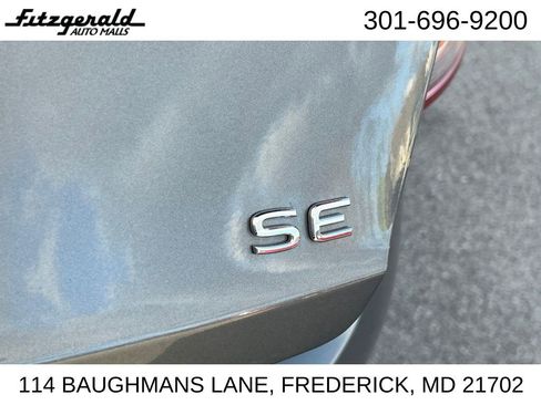 Used 2024 Volkswagen Jetta SE image 12