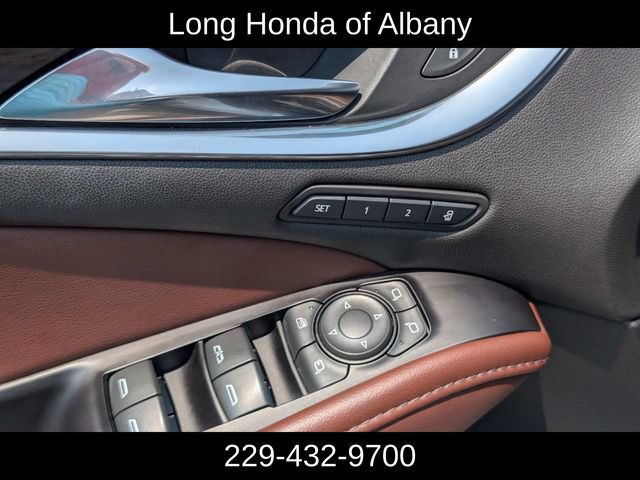 Used 2019 Buick Enclave Avenir w/ Avenir Technology Package FWD image 13
