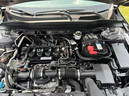 Used 2018 Honda Accord EX-L image 6