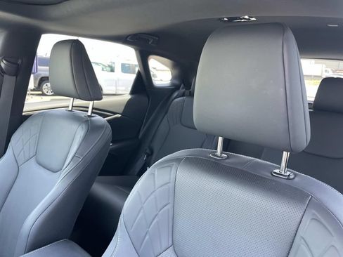 Used 2024 Lexus RX 350 Premium w/ Convenience Package FWD image 20