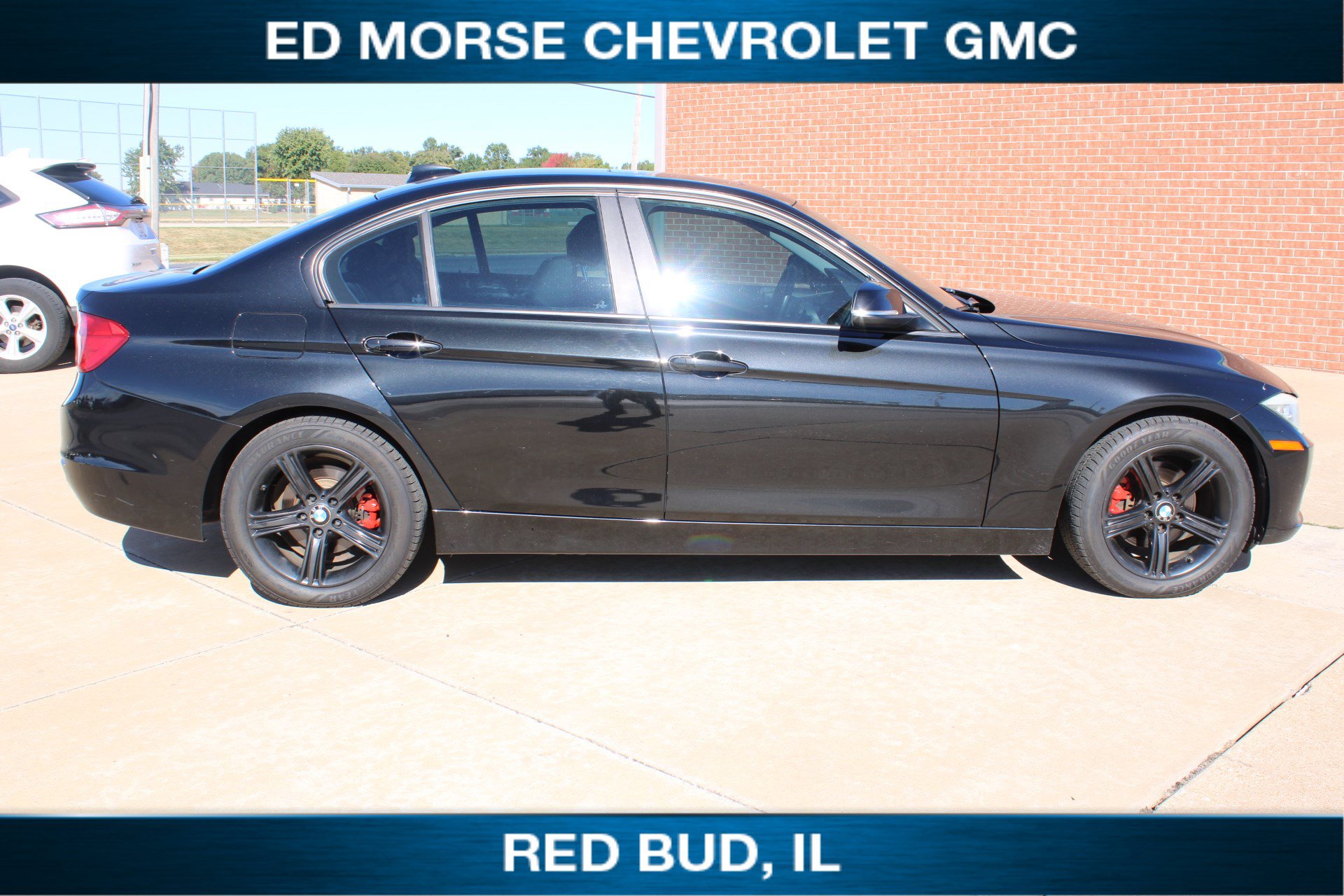 Used 2013 BMW 328i xDrive Sedan AWD/4WD image 2