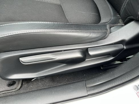 Used 2019 Honda Civic Sport image 5