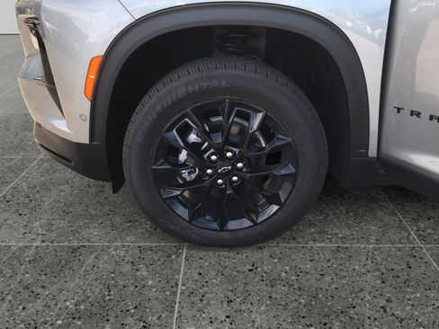 New 2026 Chevrolet Traverse LT w/ Enhanced Driving Package image 14