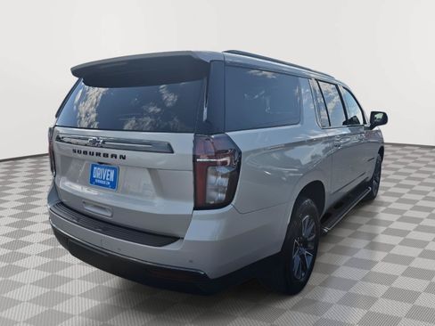 Used 2021 Chevrolet Suburban Z71 w/ Z71 Signature Package AWD/4WD image 4