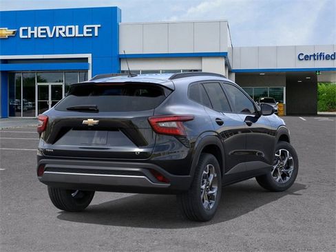 New 2026 Chevrolet Trax LT w/ Driver Confidence Package image 4