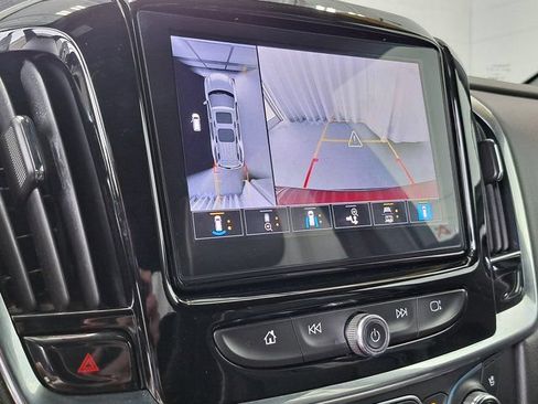 Used 2022 Chevrolet Traverse Premier w/ Redline Edition AWD/4WD image 15