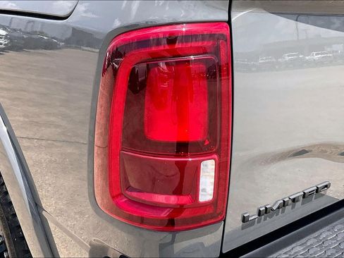 New 2026 RAM 2500 Limited AWD/4WD image 21