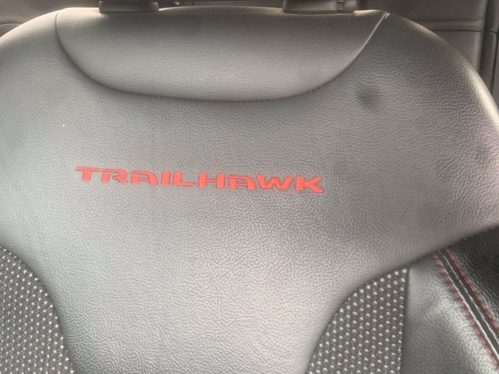 Used 2019 Jeep Compass Trailhawk AWD/4WD image 25