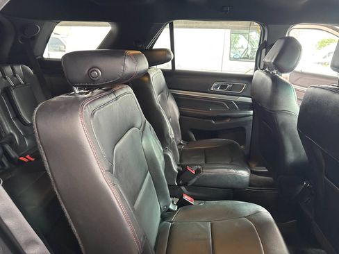 Used 2016 Ford Explorer Sport AWD/4WD image 9