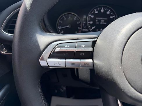 Used 2021 MAZDA MAZDA3 s FWD image 43