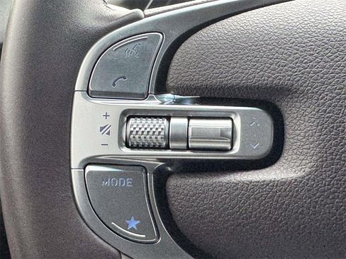 Certified 2023 Genesis GV70 2.5T Advanced w/ Advanced Package image 18