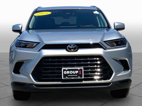 Used 2025 Toyota Grand Highlander AWD Hybrid image 4