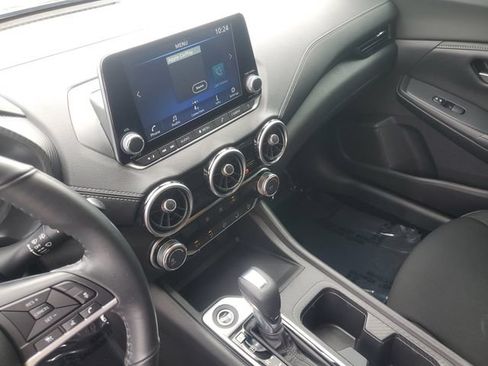 Used 2022 Nissan Sentra SV FWD image 19