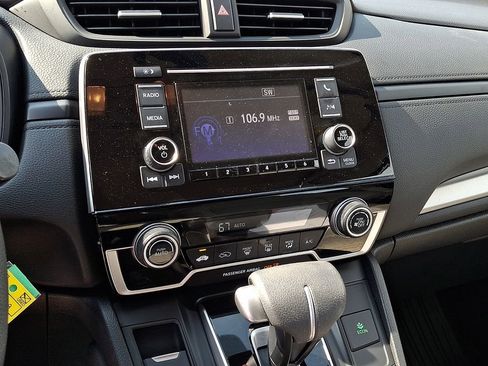 Used 2017 Honda CR-V LX image 12