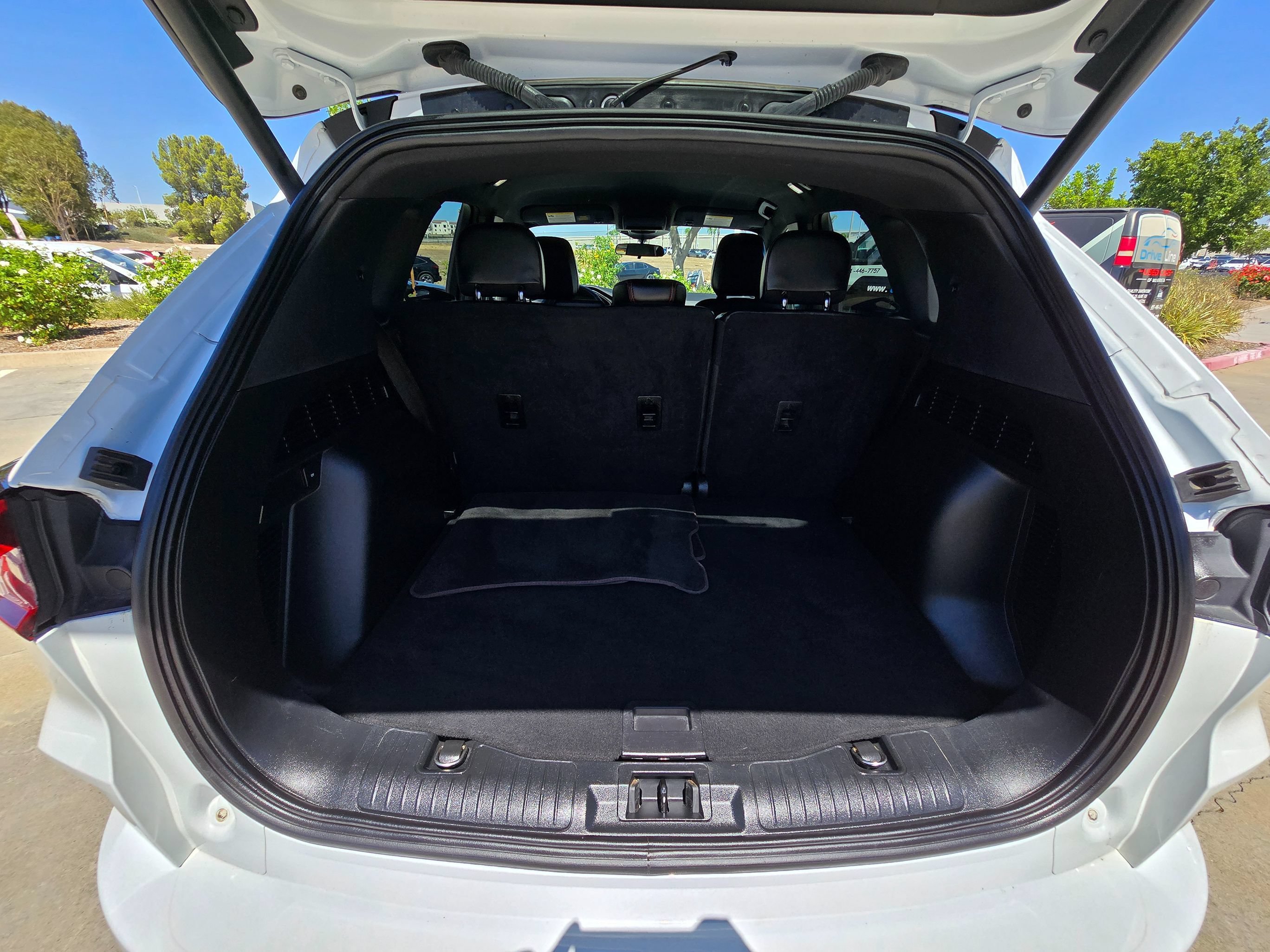 Used 2023 Ford Escape ST-Line Select AWD/4WD image 29