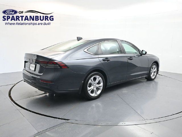 Used 2023 Honda Accord LX image 7
