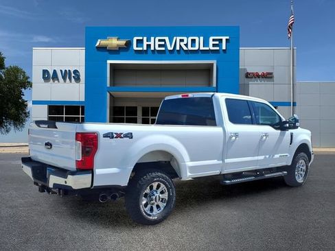 Used 2017 Ford F350 XLT w/ XLT Premium Package AWD/4WD image 3