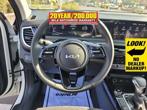 New 2026 Kia Seltos S FWD image 12
