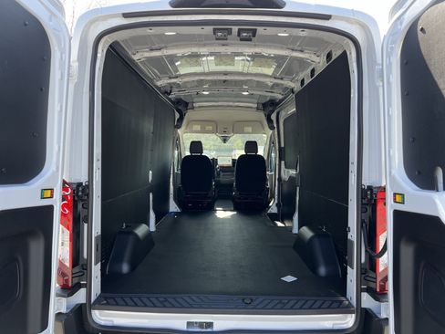 New 2026 Ford Transit 250 148 Medium Roof Extended AWD w/ Load Area Protection Package image 24