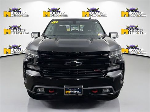 Used 2019 Chevrolet Silverado 1500 LT Trail Boss image 2