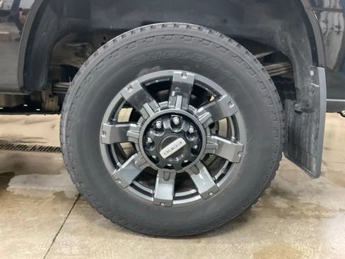 Used 2023 Ford F350 Lariat w/ Lariat Ultimate Package AWD/4WD image 16
