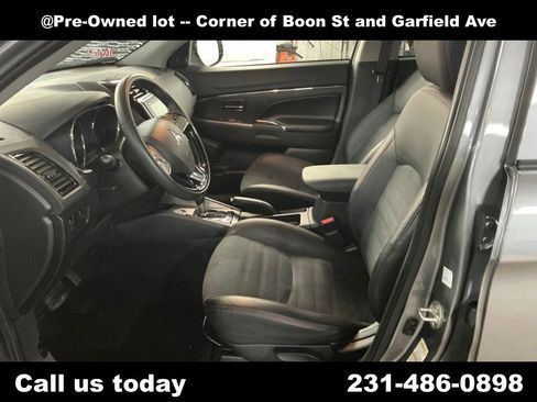 Used 2024 Mitsubishi Outlander Sport AWD image 18