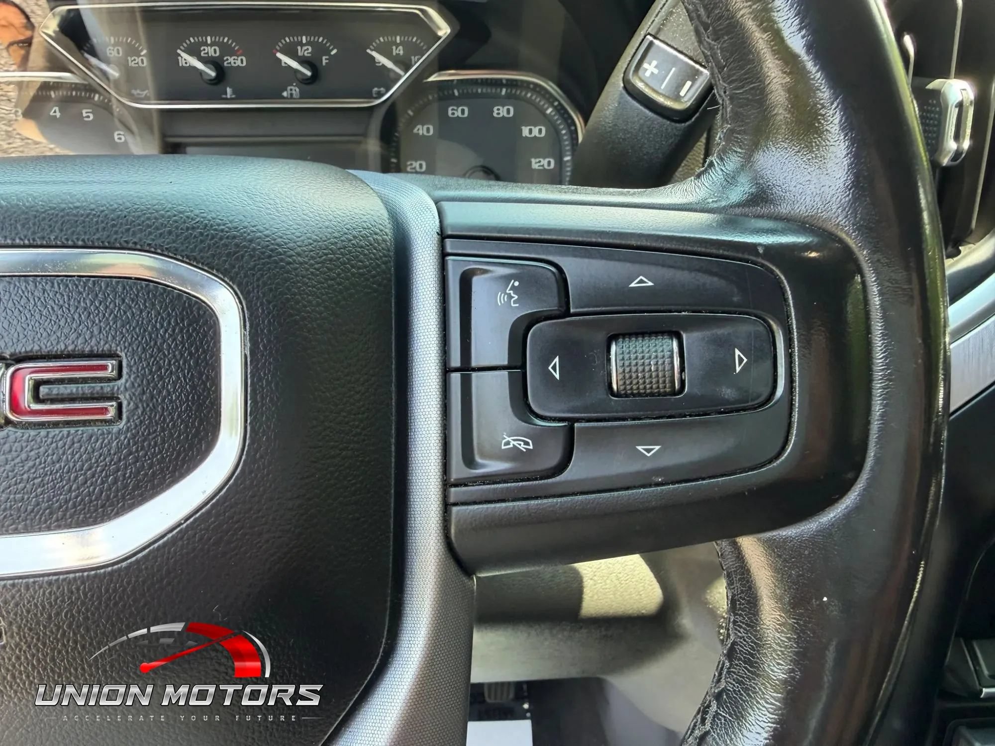 Used 2019 GMC Sierra 1500 SLT w/ SLT Premium Package AWD/4WD image 30