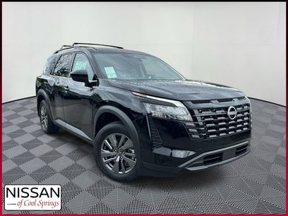 New 2026 Nissan Pathfinder SV w/ SV Premium Package