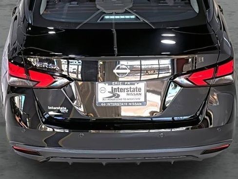 Used 2025 Nissan Versa SV w/ Trunk Package FWD image 11