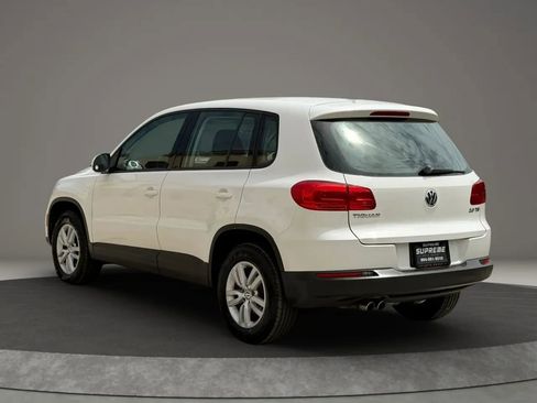 Used 2014 Volkswagen Tiguan S image 5