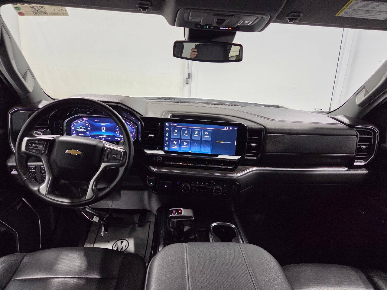 Used 2024 Chevrolet Silverado 1500 LTZ w/ LTZ Convenience Package II AWD/4WD image 14