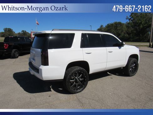 Used 2017 GMC Yukon SLE w/ SLE Value Package image 14