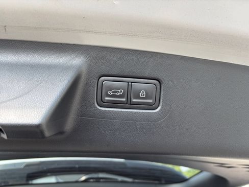Used 2026 Hyundai Santa Fe SEL FWD image 24