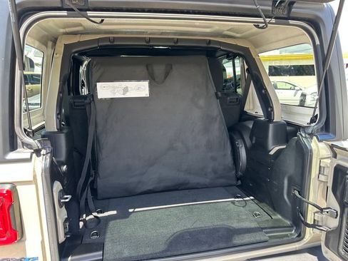 Used 2022 Jeep Wrangler Unlimited Rubicon 4xe w/ Steel Bumper Group image 20