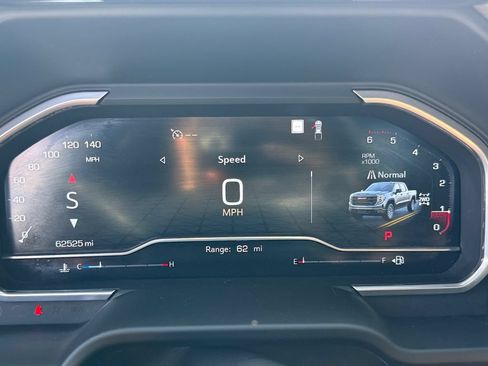 Used 2023 GMC Sierra 1500 AT4 w/ AT4 Preferred Package AWD/4WD image 14
